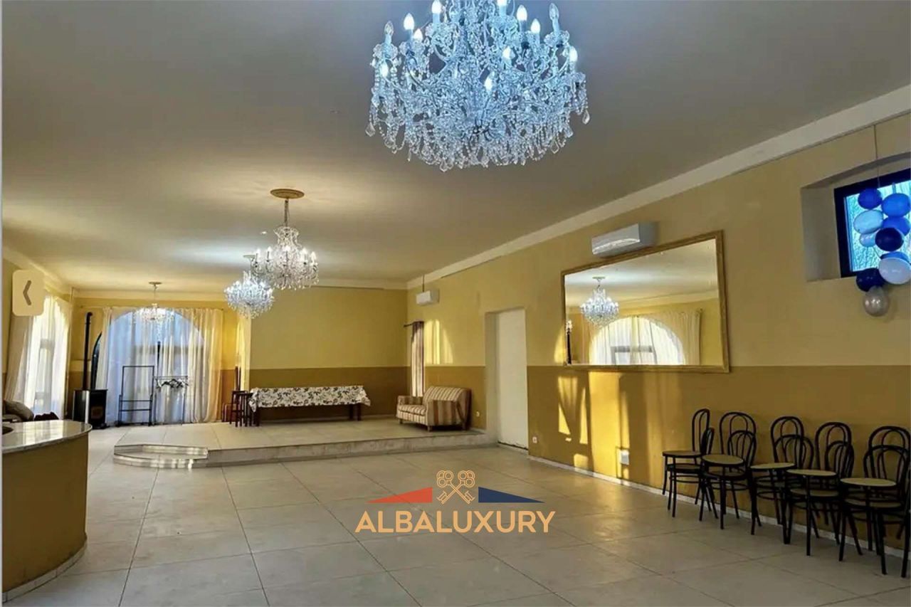 Вилла в Ареццо, Италия, 650 м² - фото 18