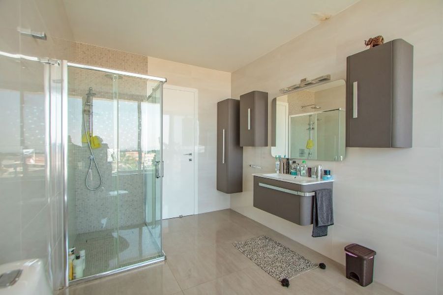 Вилла в Лимасоле, Кипр, 400 м² - фото 13