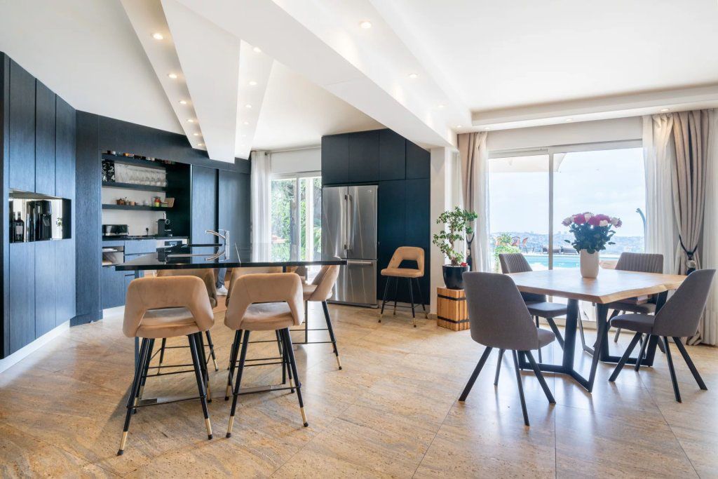 Вилла в Каннах, Франция, 265 м² - фото 5