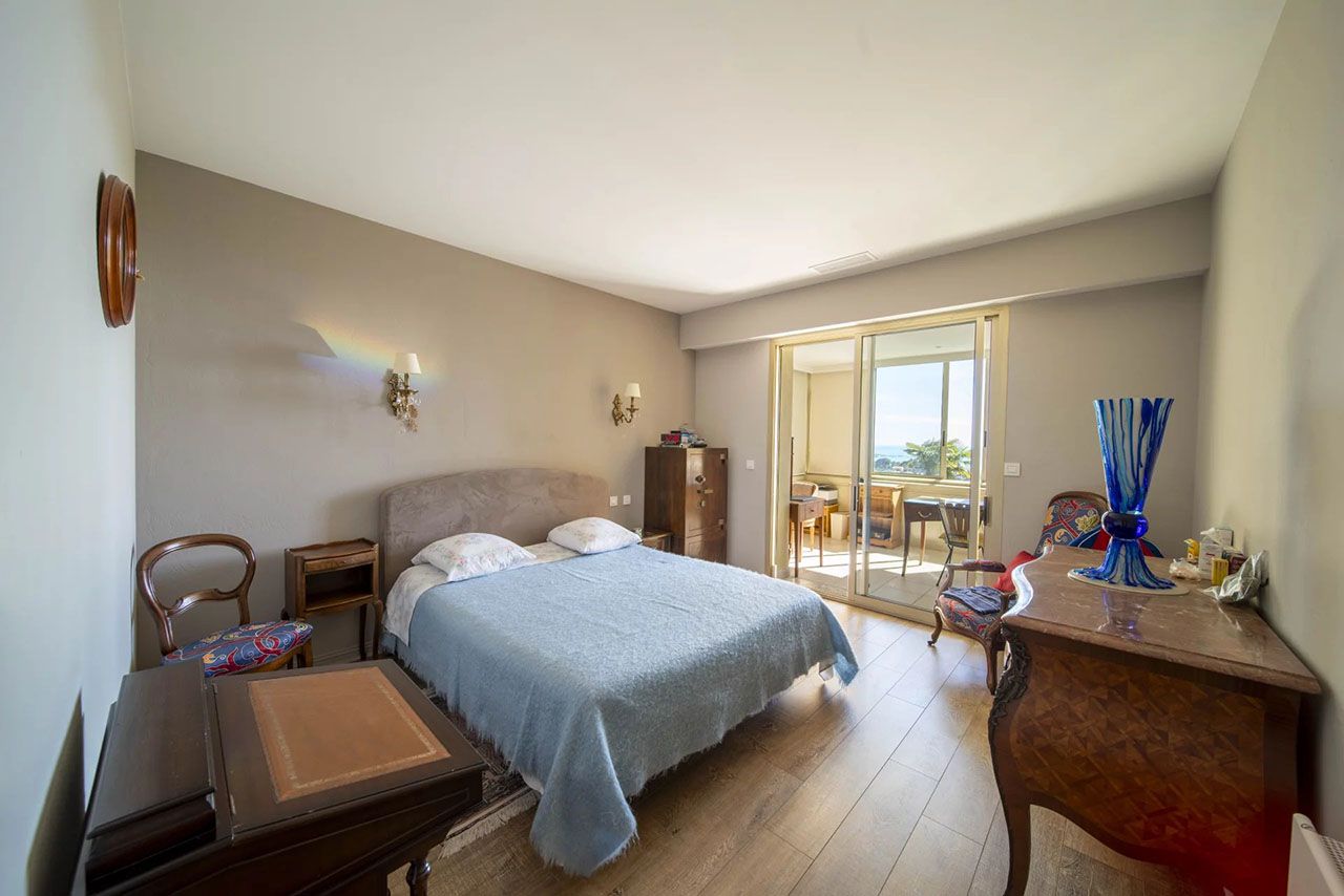 Вилла в Валлорисе, Франция, 400 м² - фото 5