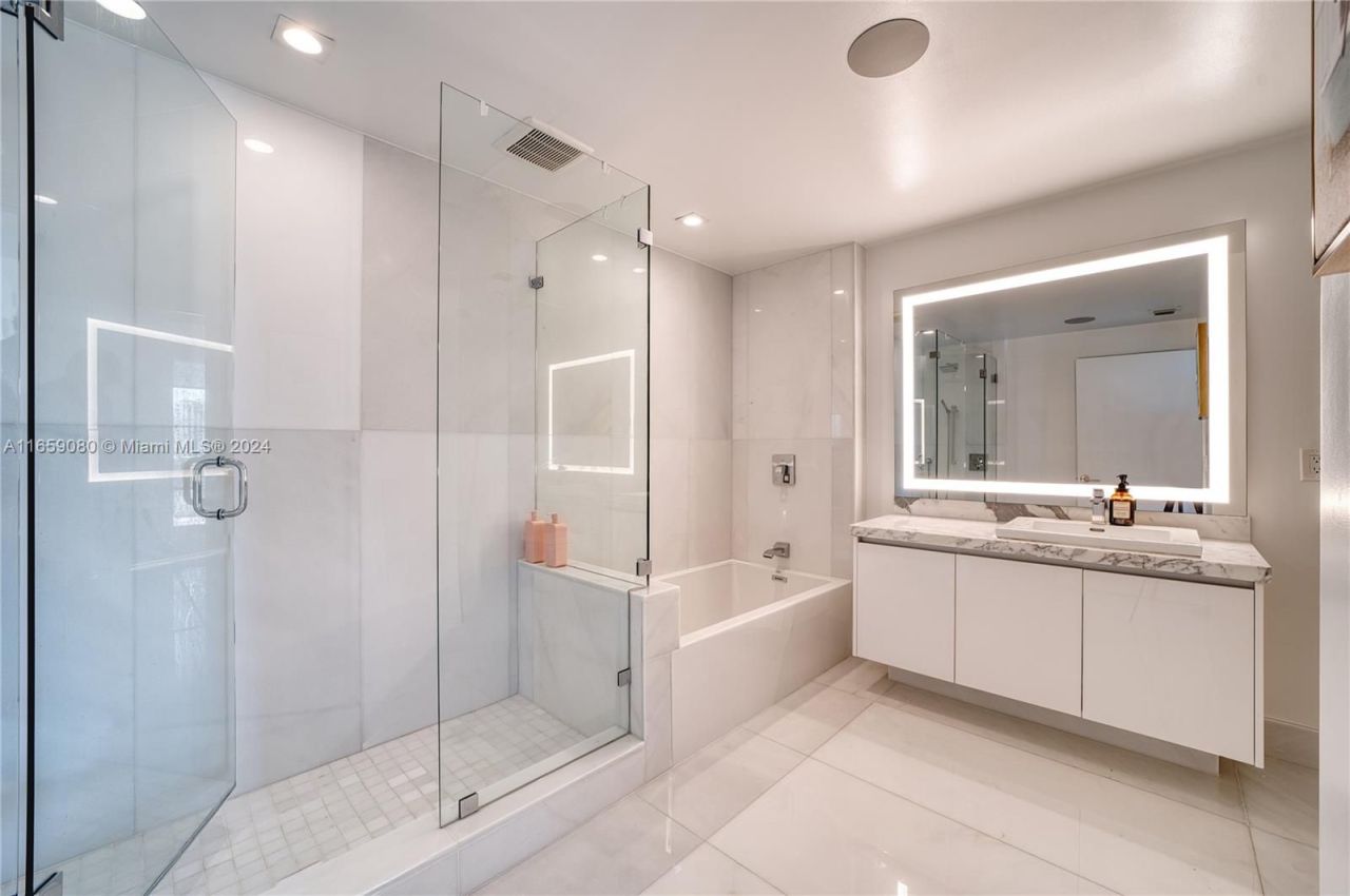 Квартира в Майами, США, 260 м² - фото 11