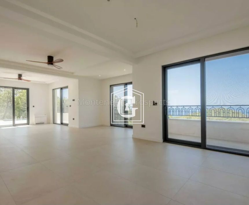 Вилла в Режевичах, Черногория, 318 м² - фото 8