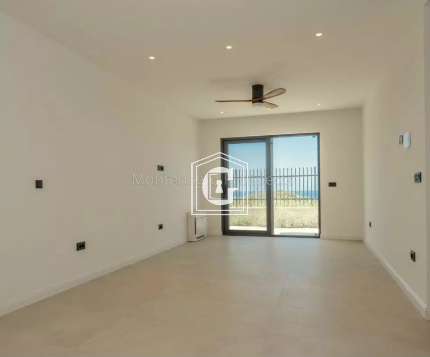 Вилла в Режевичах, Черногория, 318 м² - фото 12