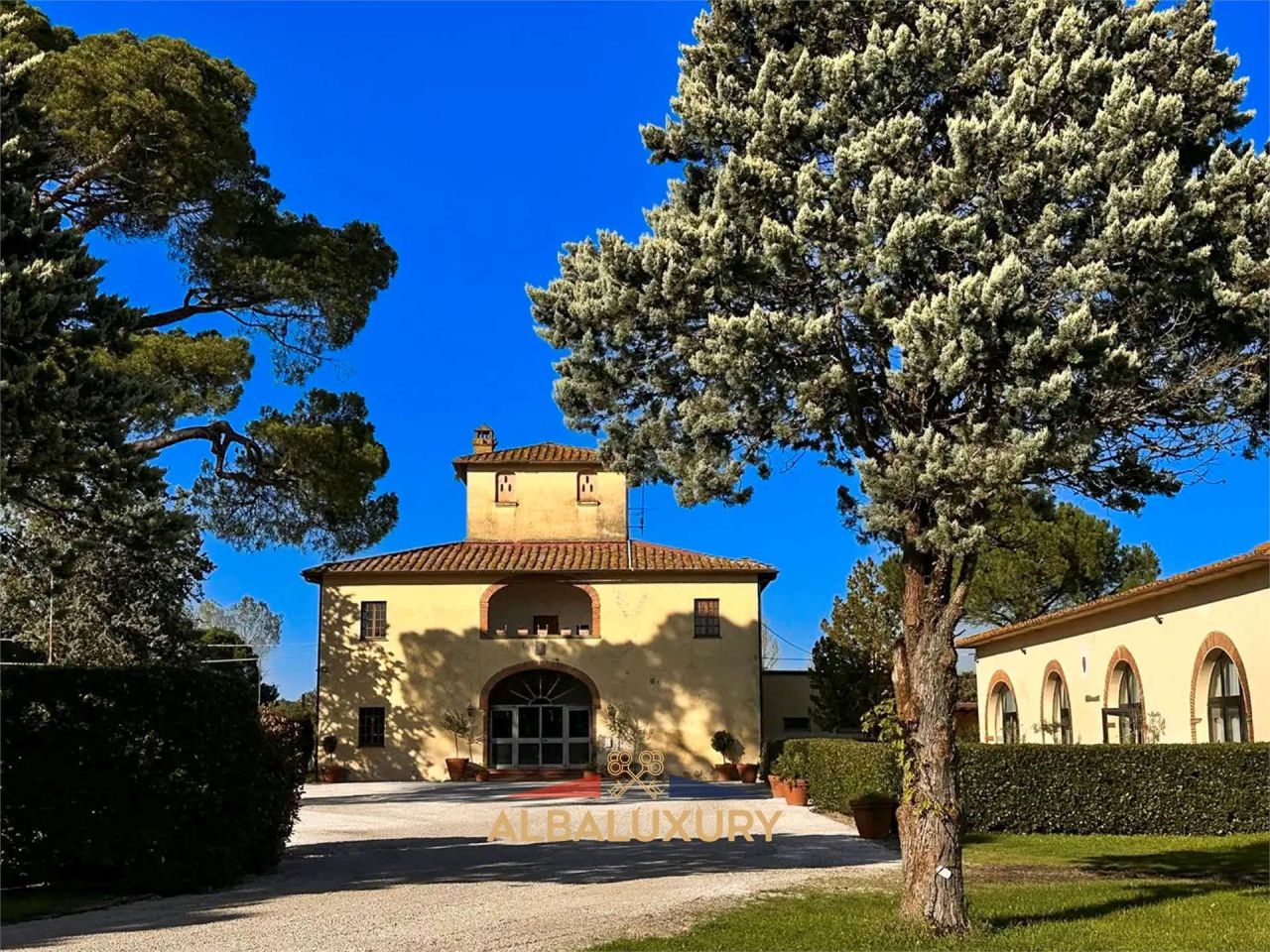 Вилла в Ареццо, Италия, 650 м² - фото 8