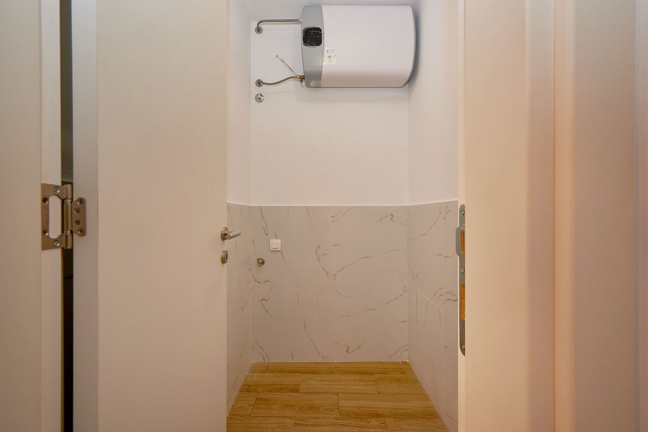 Квартира в Будве, Черногория, 69 м² - фото 13