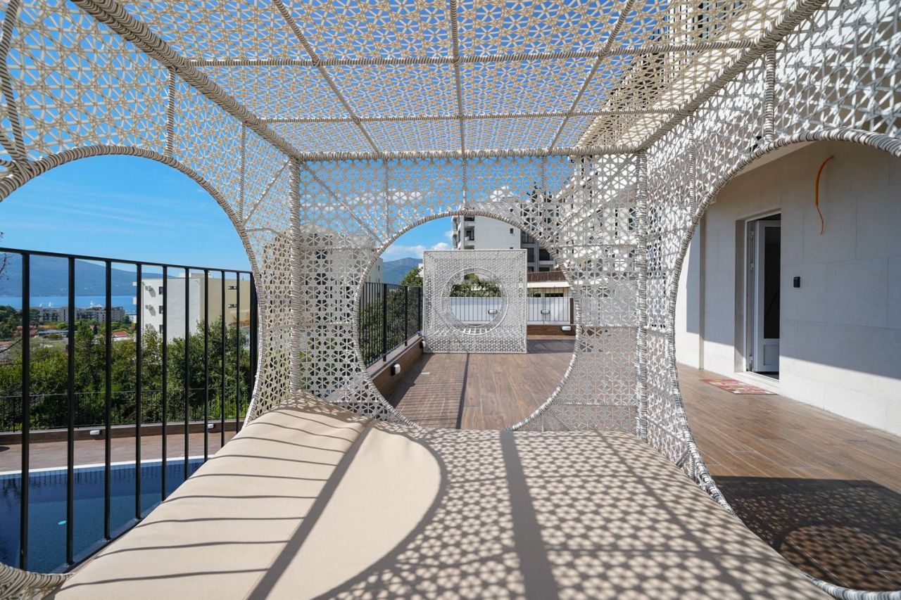 Квартира в Тивате, Черногория, 66 м² - фото 2