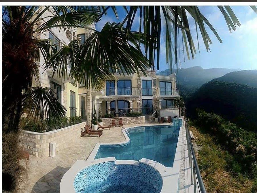 Квартира в Будве, Черногория, 126 м² - фото 3