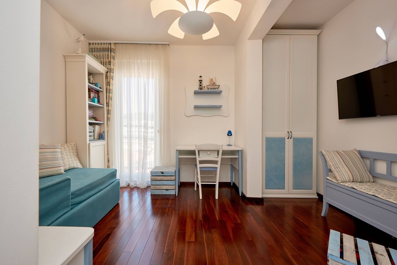 Квартира в Будве, Черногория, 150 м² - фото 11