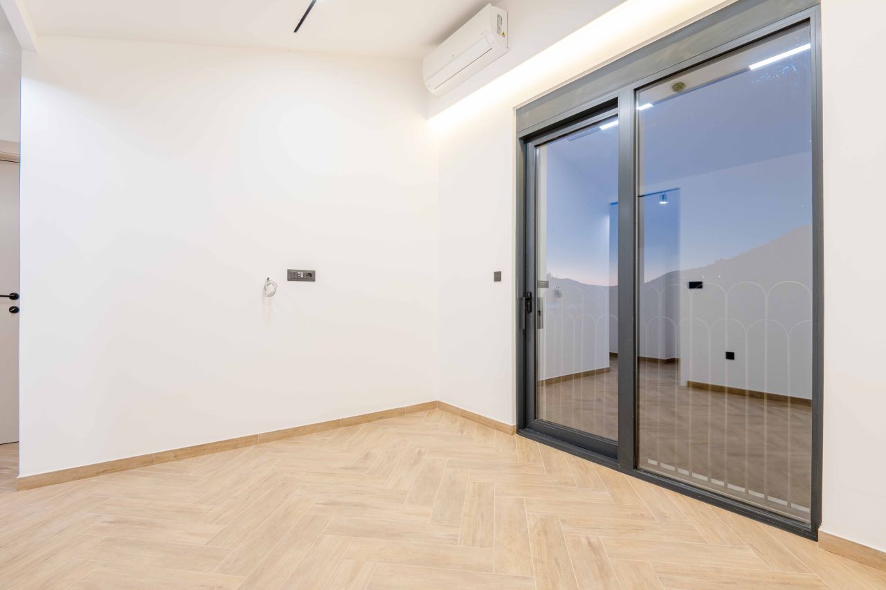 Вилла в Будве, Черногория, 240 м² - фото 16