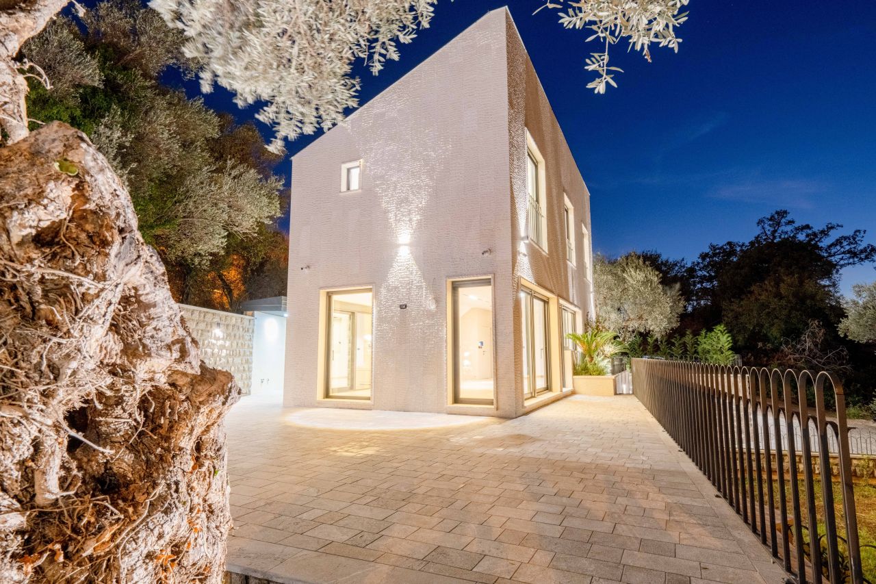 Вилла в Будве, Черногория, 240 м² - фото 18