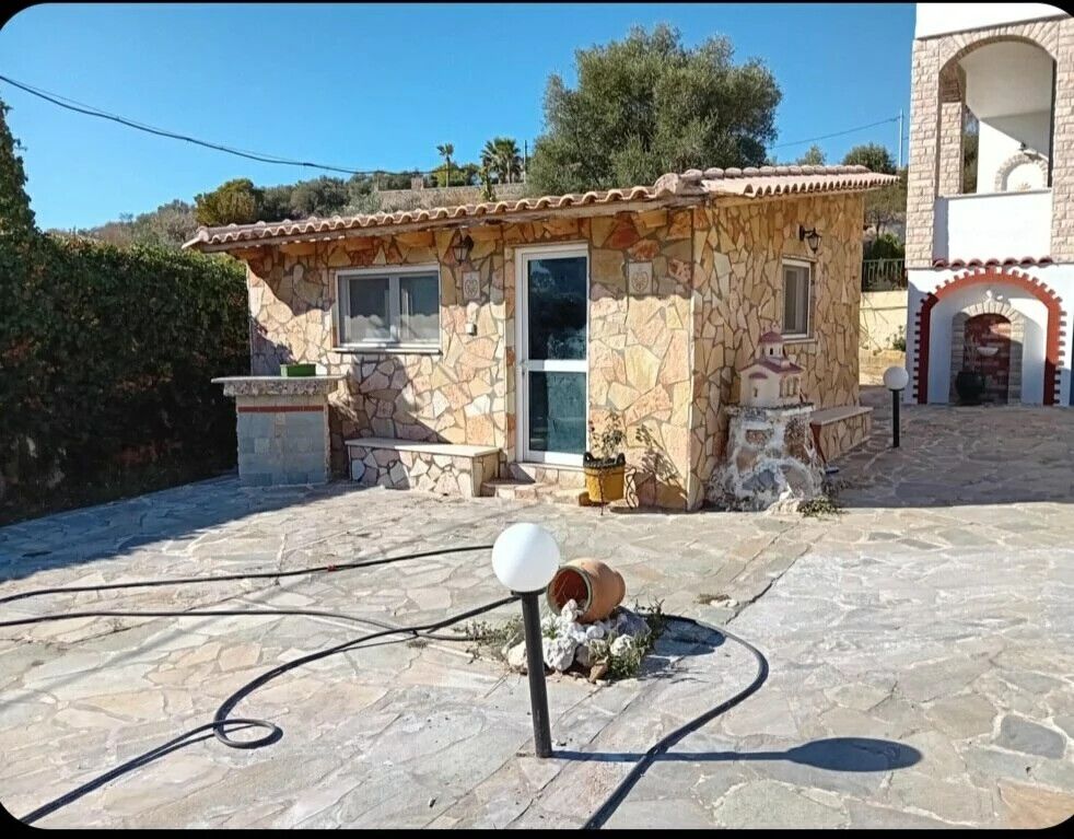 Дом в Афинах, Греция, 220 м² - фото 2