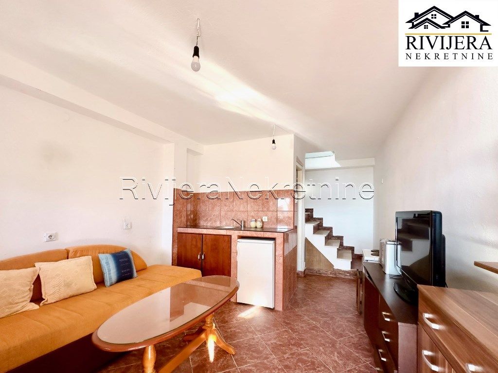 Дом в Херцег-Нови, Черногория, 78 м² - фото 7