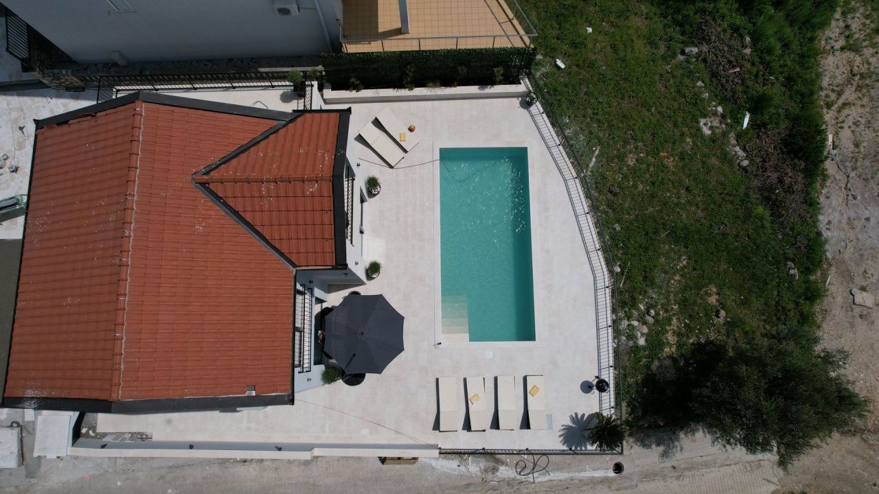 Вилла в Будве, Черногория, 160 м² - фото 10