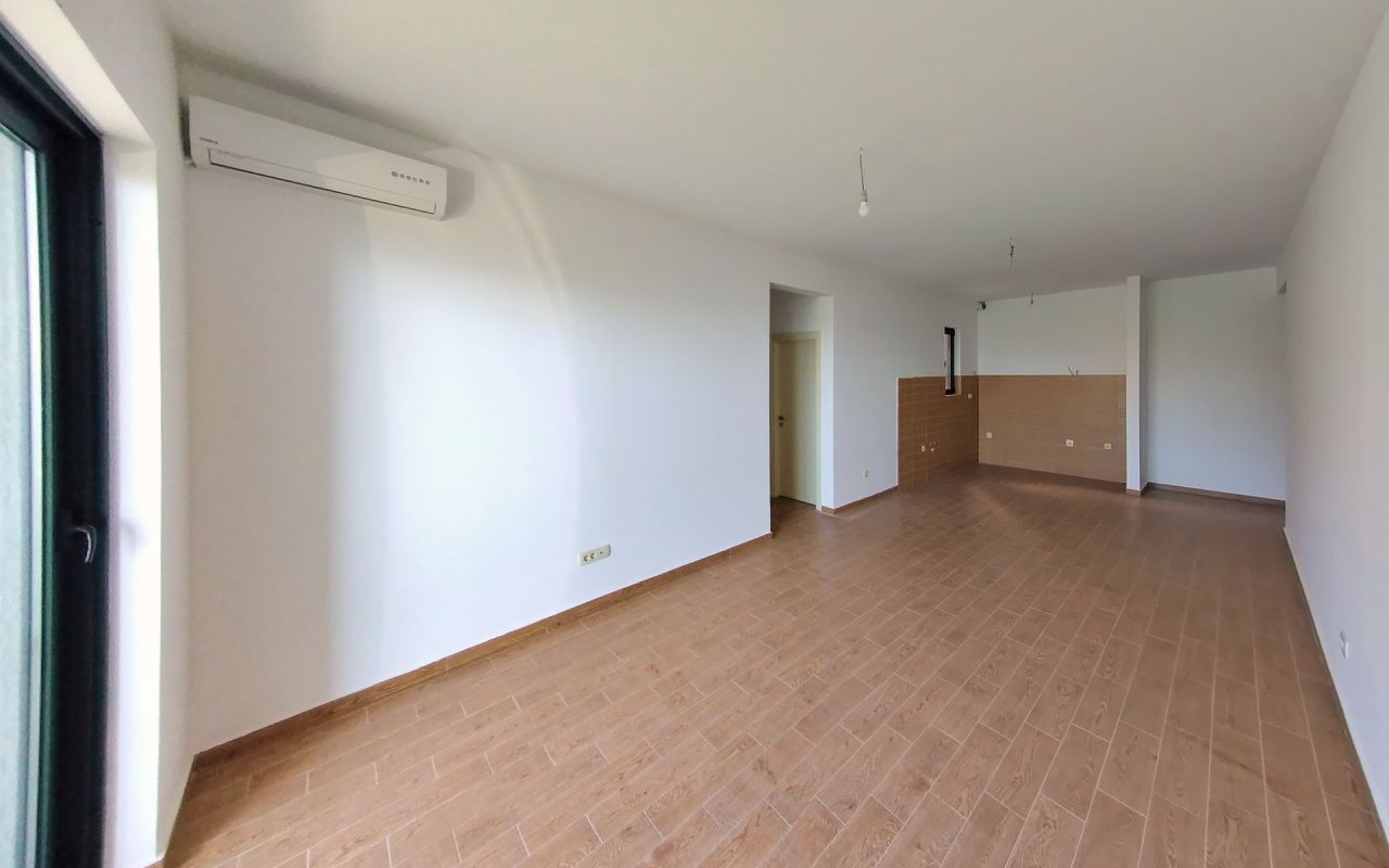 Квартира в Будве, Черногория, 81 м² - фото 4