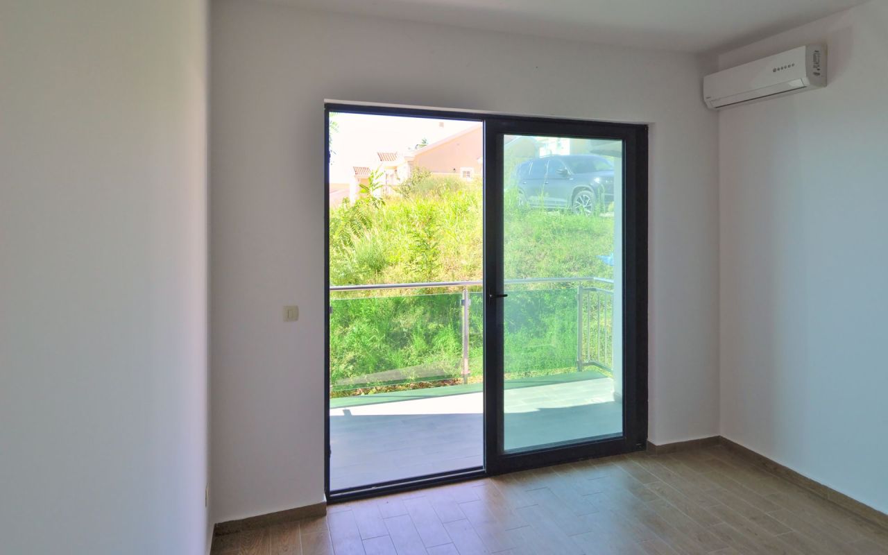 Квартира в Будве, Черногория, 81 м² - фото 3