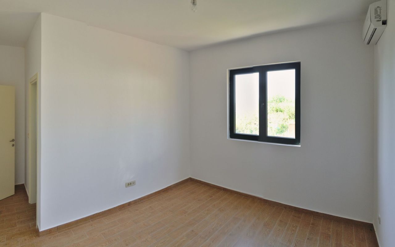 Квартира в Будве, Черногория, 81 м² - фото 10