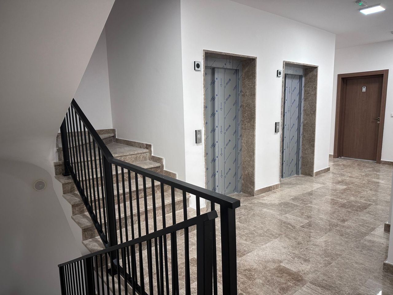 Квартира в Будве, Черногория, 44 м² - фото 16