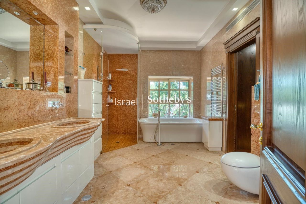 Вилла в Тель-Авиве, Израиль, 700 м² - фото 15