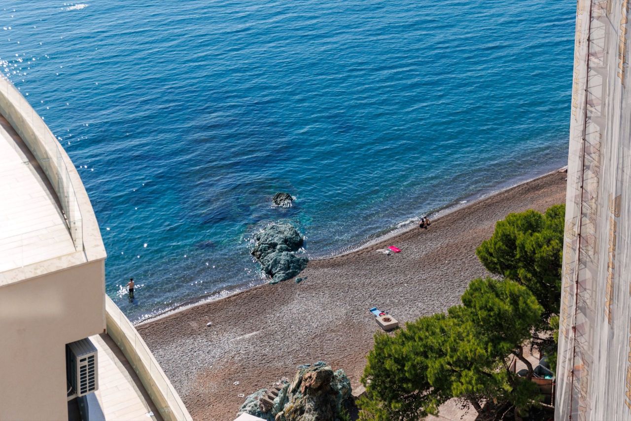 Квартира в Будве, Черногория, 77 м² - фото 2