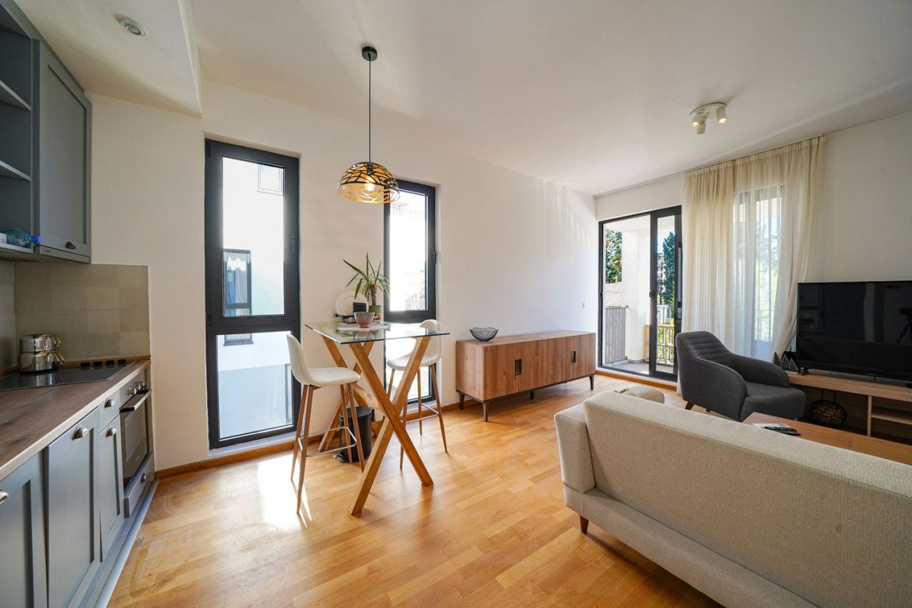 Квартира в Тивате, Черногория, 67 м² - фото 8