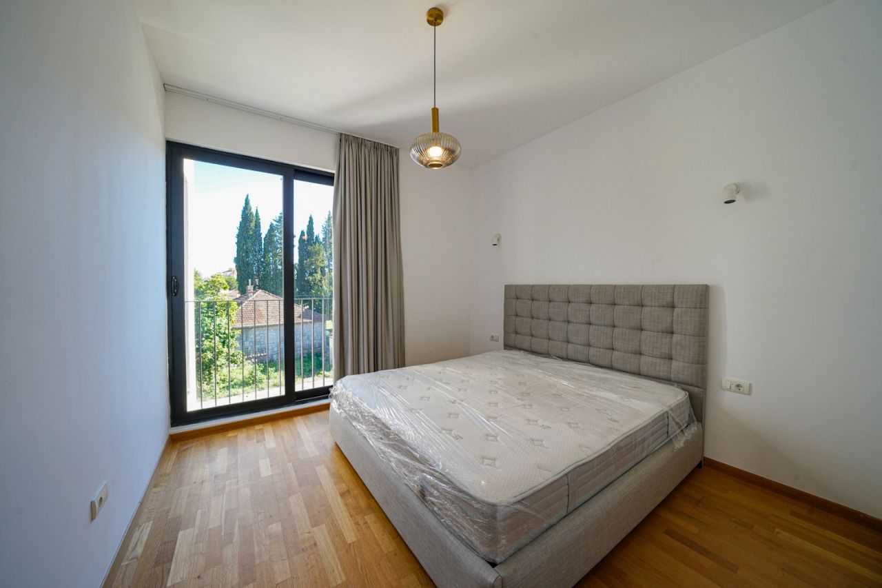 Квартира в Тивате, Черногория, 67 м² - фото 9