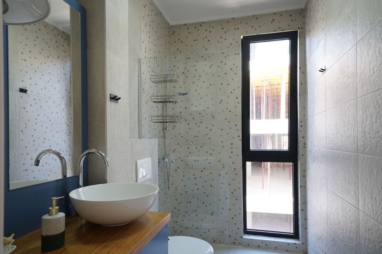 Квартира в Тивате, Черногория, 67 м² - фото 11