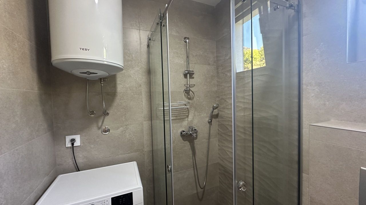 Квартира в Будве, Черногория, 62 м² - фото 9