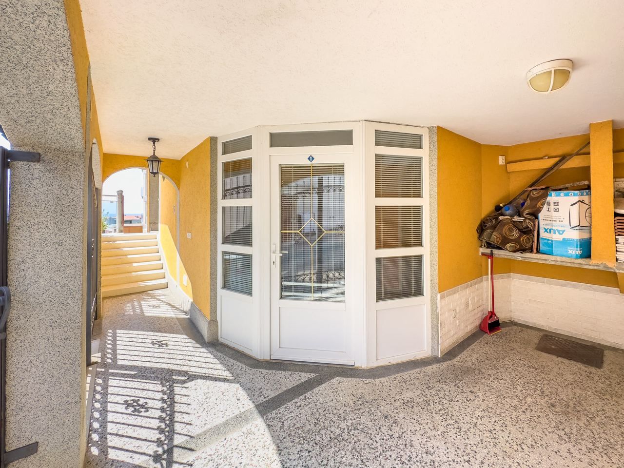 Квартира в Будве, Черногория, 354 м² - фото 11