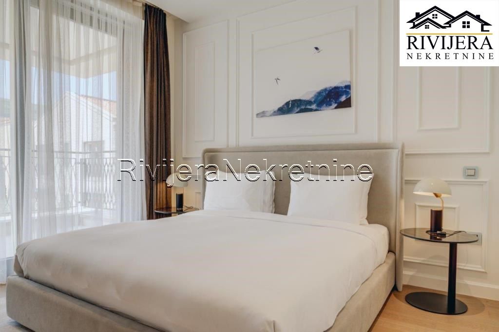 Квартира в Херцег-Нови, Черногория, 238 м² - фото 8