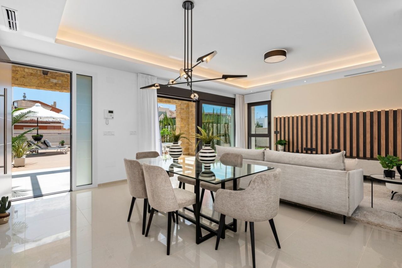 Вилла в Сьюдад-Кесада, Испания, 155 м² - фото 6