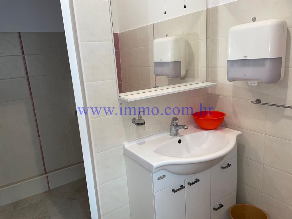 Коммерческая недвижимость в Шибенике, Хорватия, 1 400 м² - фото 13