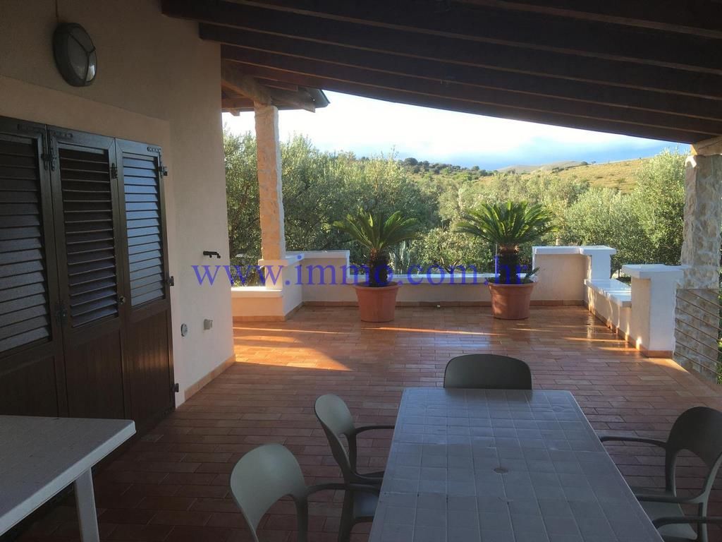 Дом в Задаре, Хорватия, 250 м² - фото 2