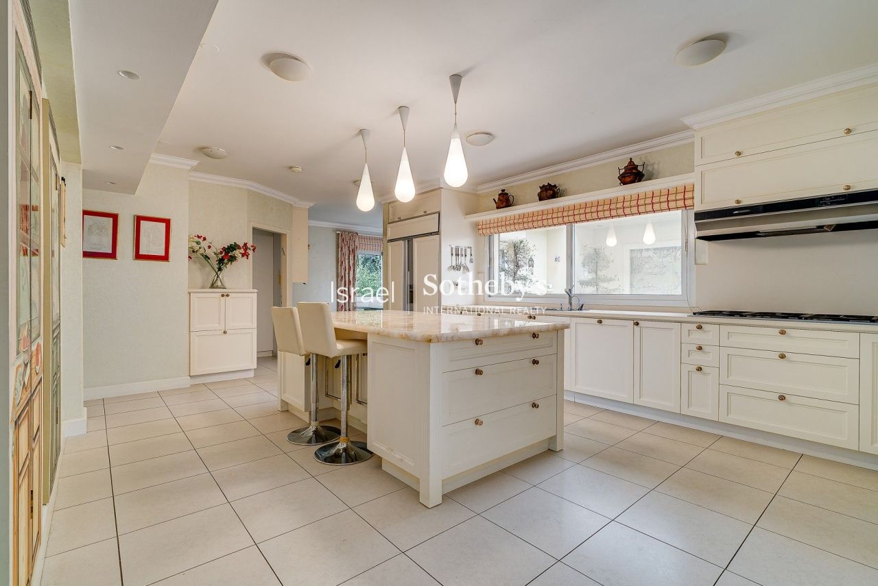 Вилла в Кейсарии, Израиль, 450 м² - фото 4