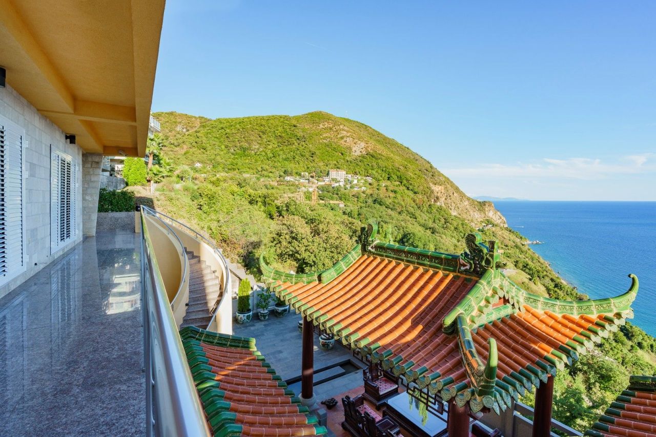 Вилла в Будве, Черногория, 834 м² - фото 2