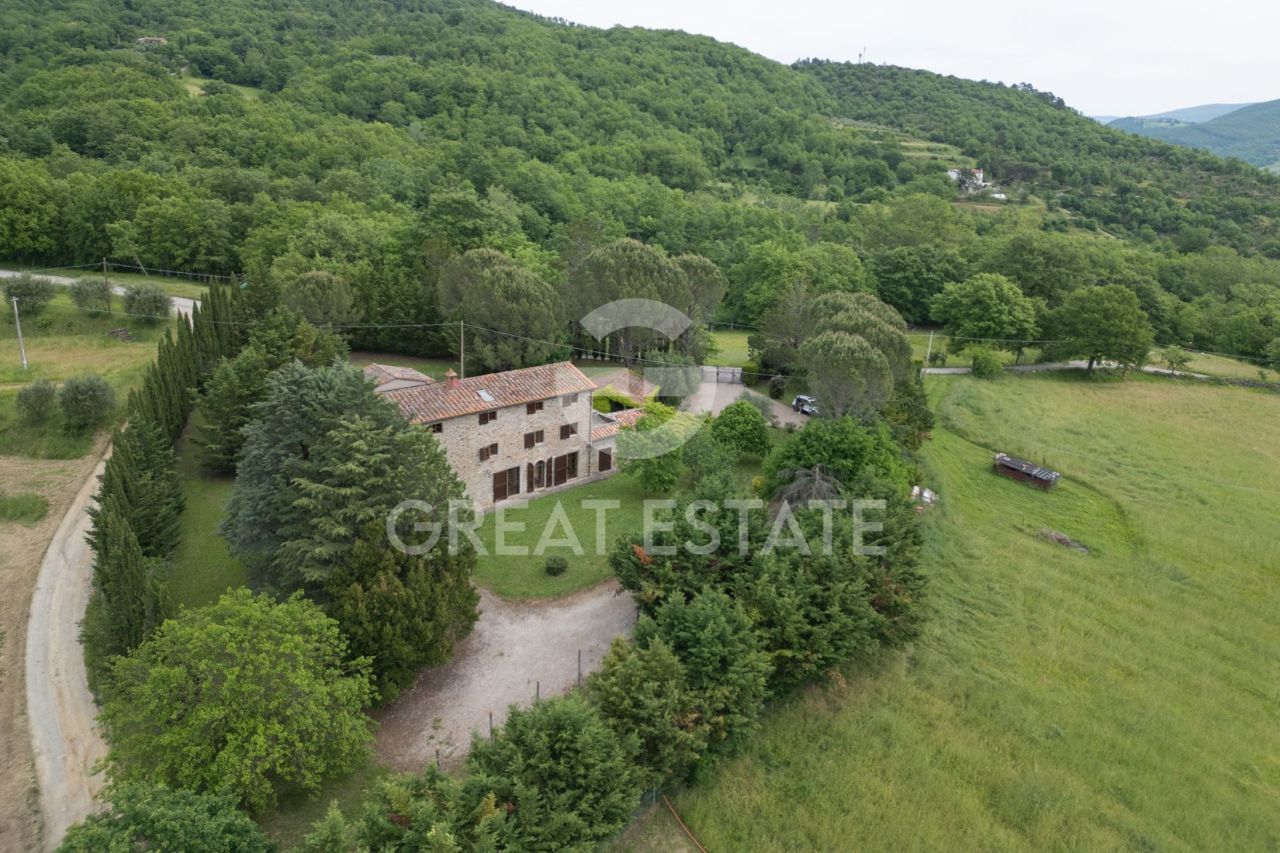 Дом в Кортоне, Италия, 442.3 м² - фото 3