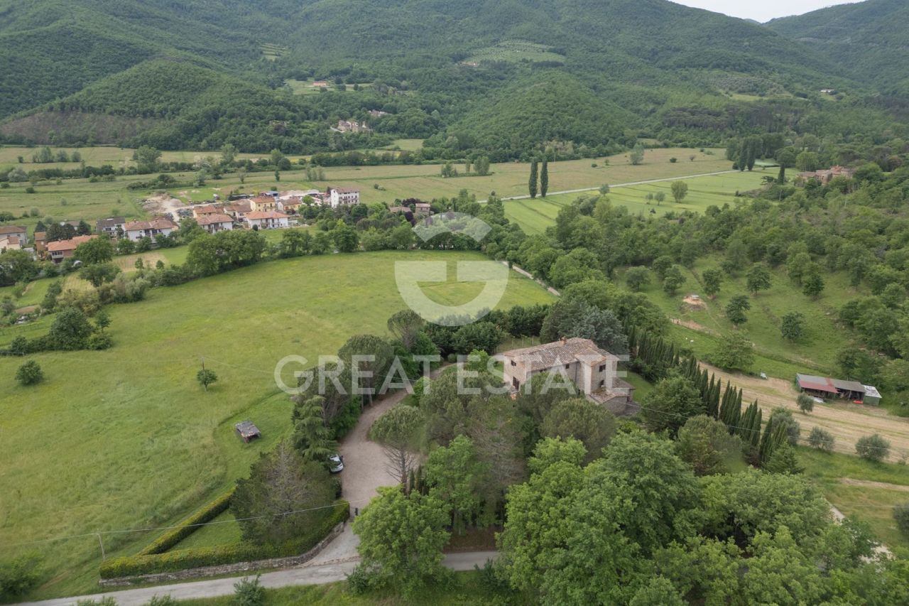 Дом в Кортоне, Италия, 442.3 м² - фото 6