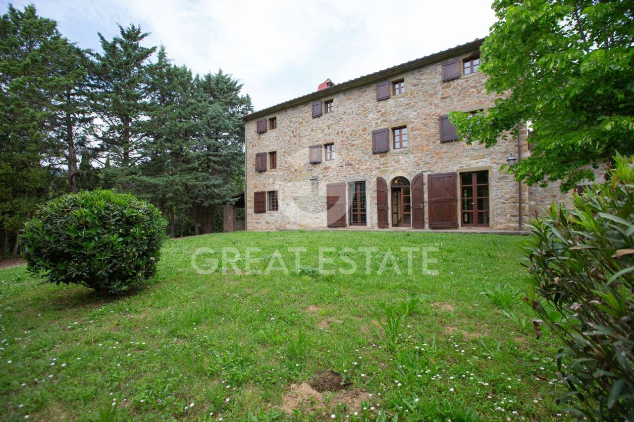 Дом в Кортоне, Италия, 442.3 м² - фото 8