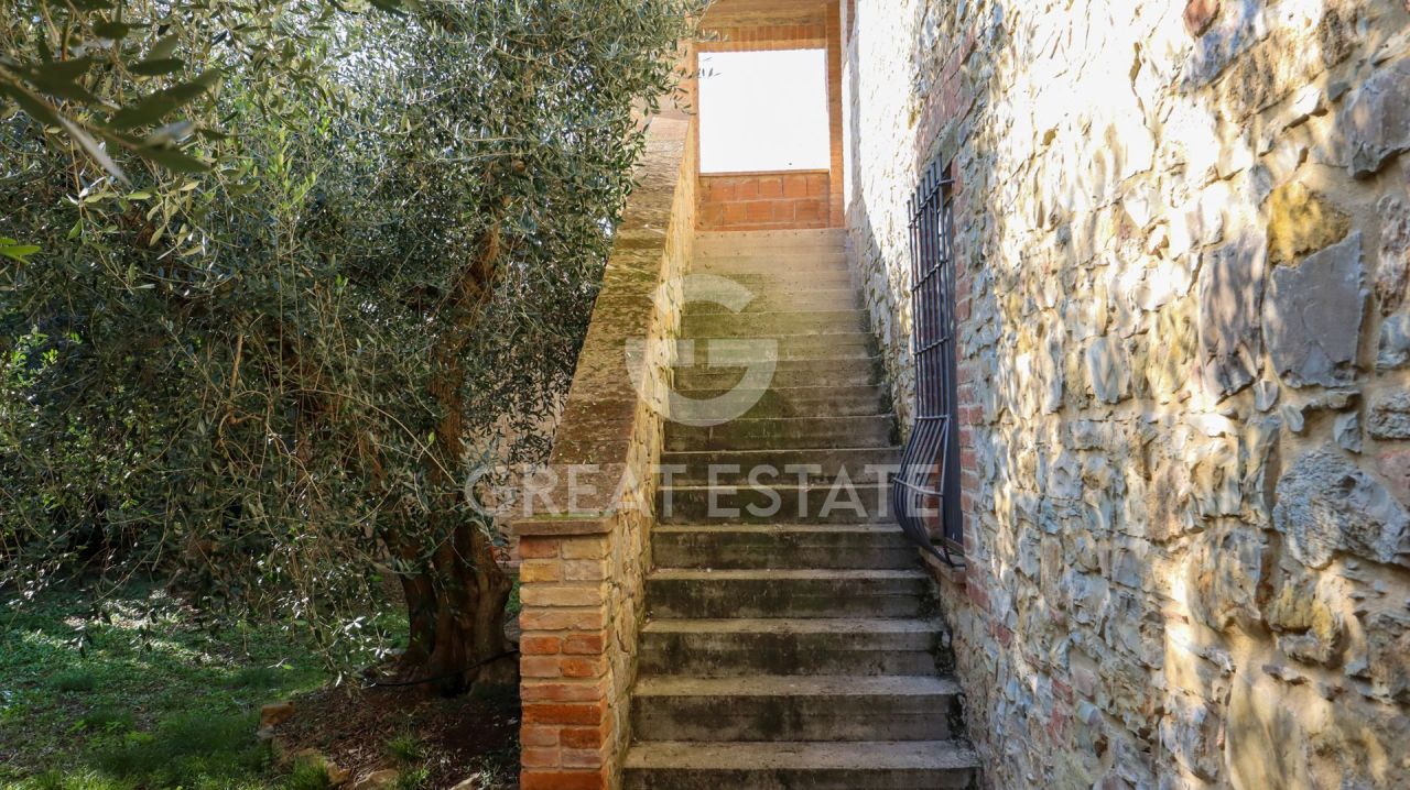 Дом в Кастильоне-дель-Лаго, Италия, 382 м² - фото 10