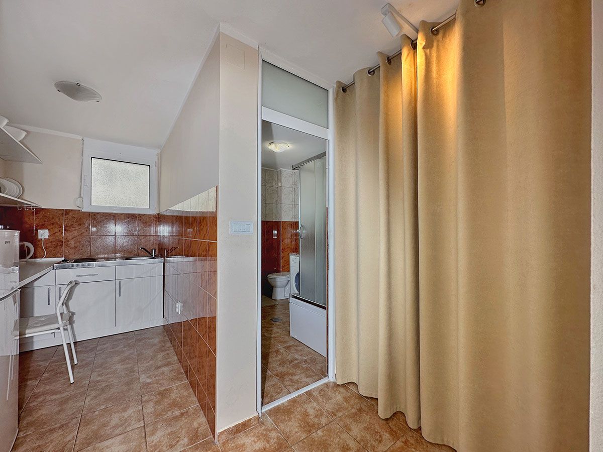 Квартира в Баре, Черногория, 43 м² - фото 11