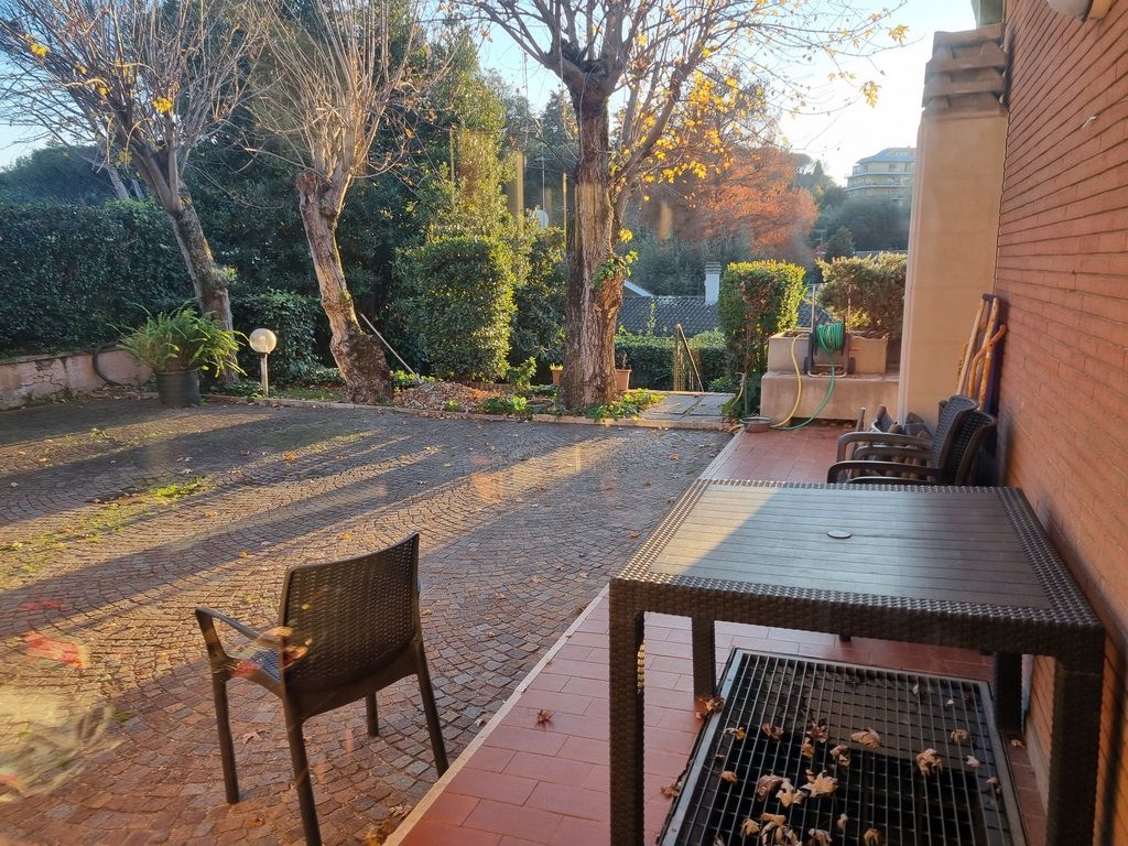 Вилла в Риме, Италия, 400 м² - фото 6