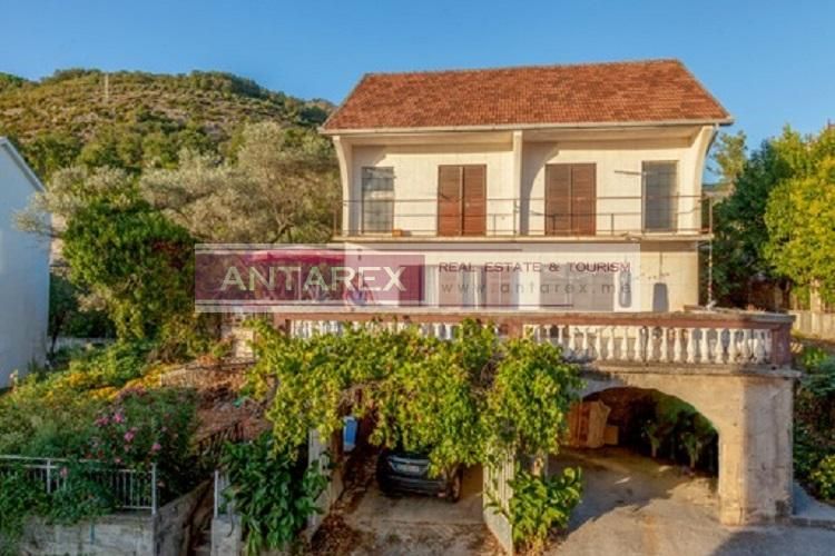 Вилла в Тивате, Черногория, 136 м² - фото 4