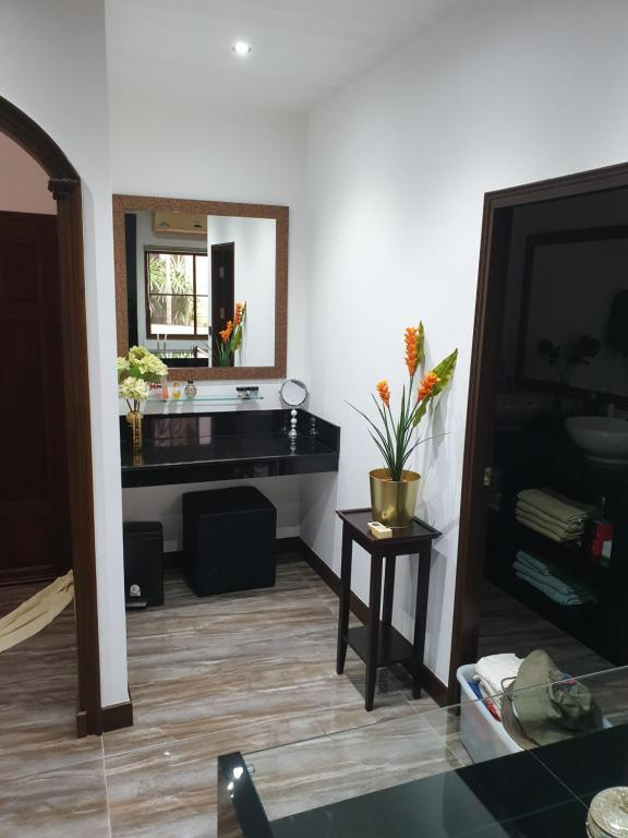 Вилла на Пхукете, Таиланд, 615 м² - фото 9