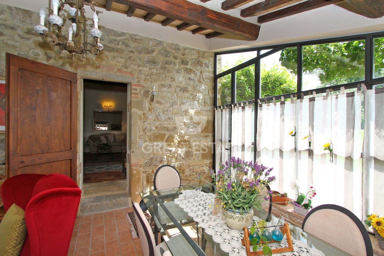 Дом в Пассиньяно-суль-Тразимено, Италия, 451.2 м² - фото 13