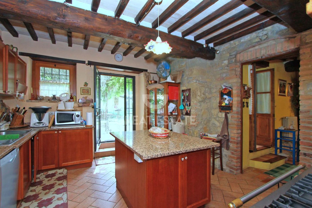 Дом в Пассиньяно-суль-Тразимено, Италия, 451.2 м² - фото 17