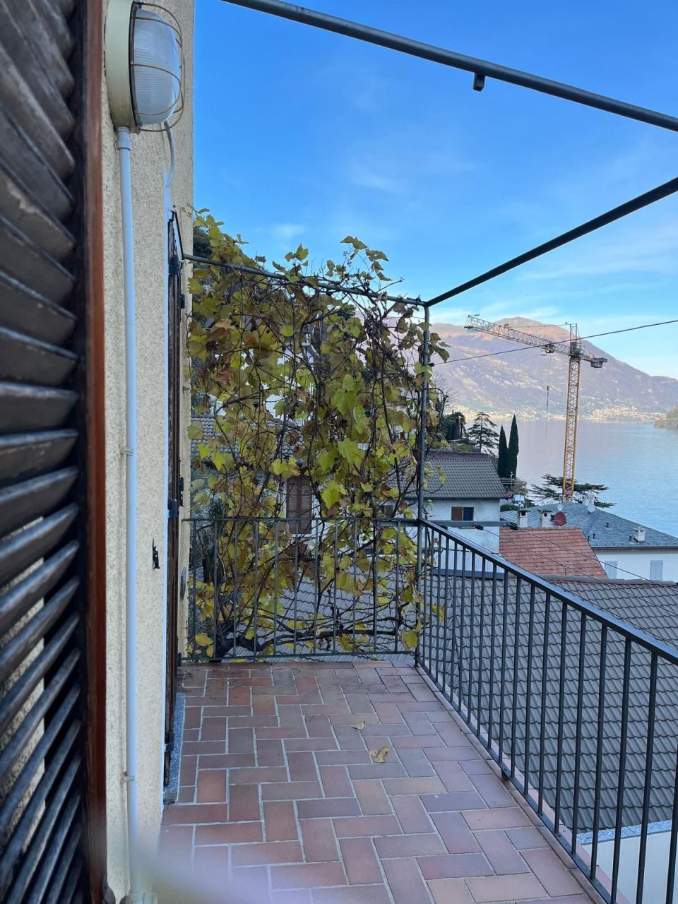 Дом у озера Комо, Италия, 110 м² - фото 3