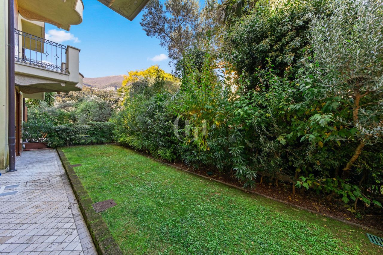 Апартаменты у озера Гарда, Италия, 72 м² - фото 12