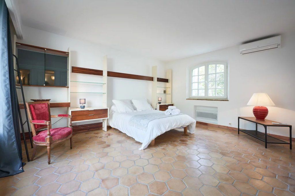 Вилла в Мужене, Франция, 271 м² - фото 12