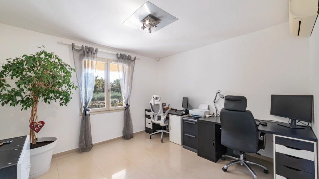 Вилла в Мужене, Франция, 206 м² - фото 14