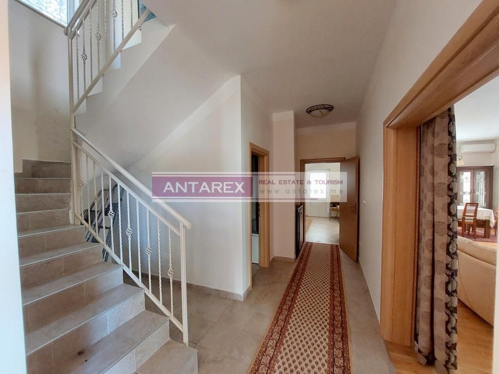 Вилла в Кумборе, Черногория, 225 м² - фото 10