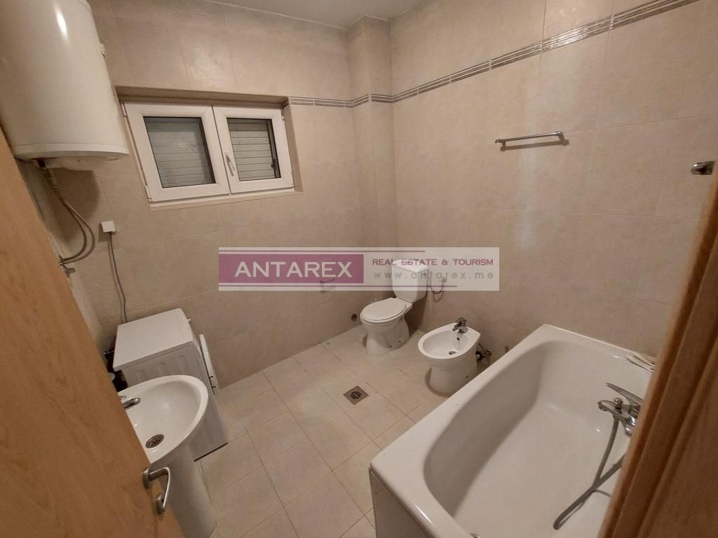 Вилла в Кумборе, Черногория, 225 м² - фото 12